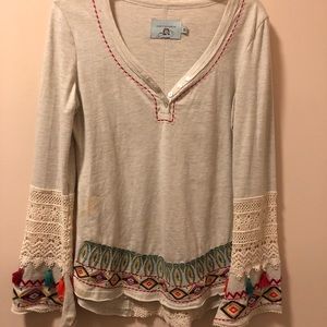 Long sleeve top